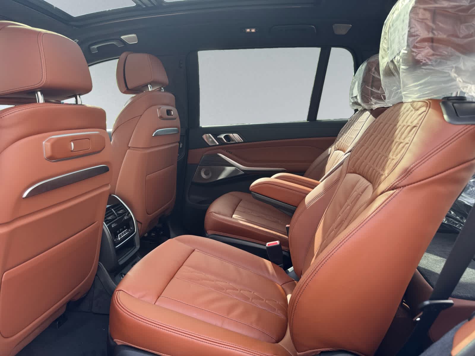 new 2026 BMW X7 car, priced at $136,510