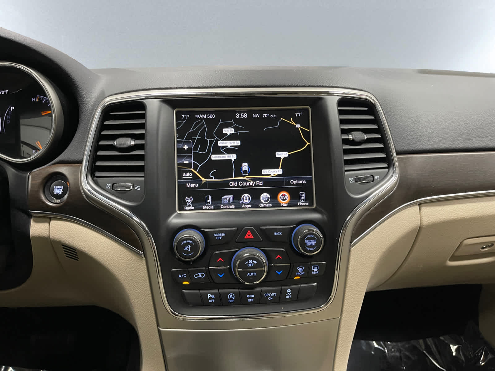 used 2017 Jeep Grand Cherokee car, priced at $13,897