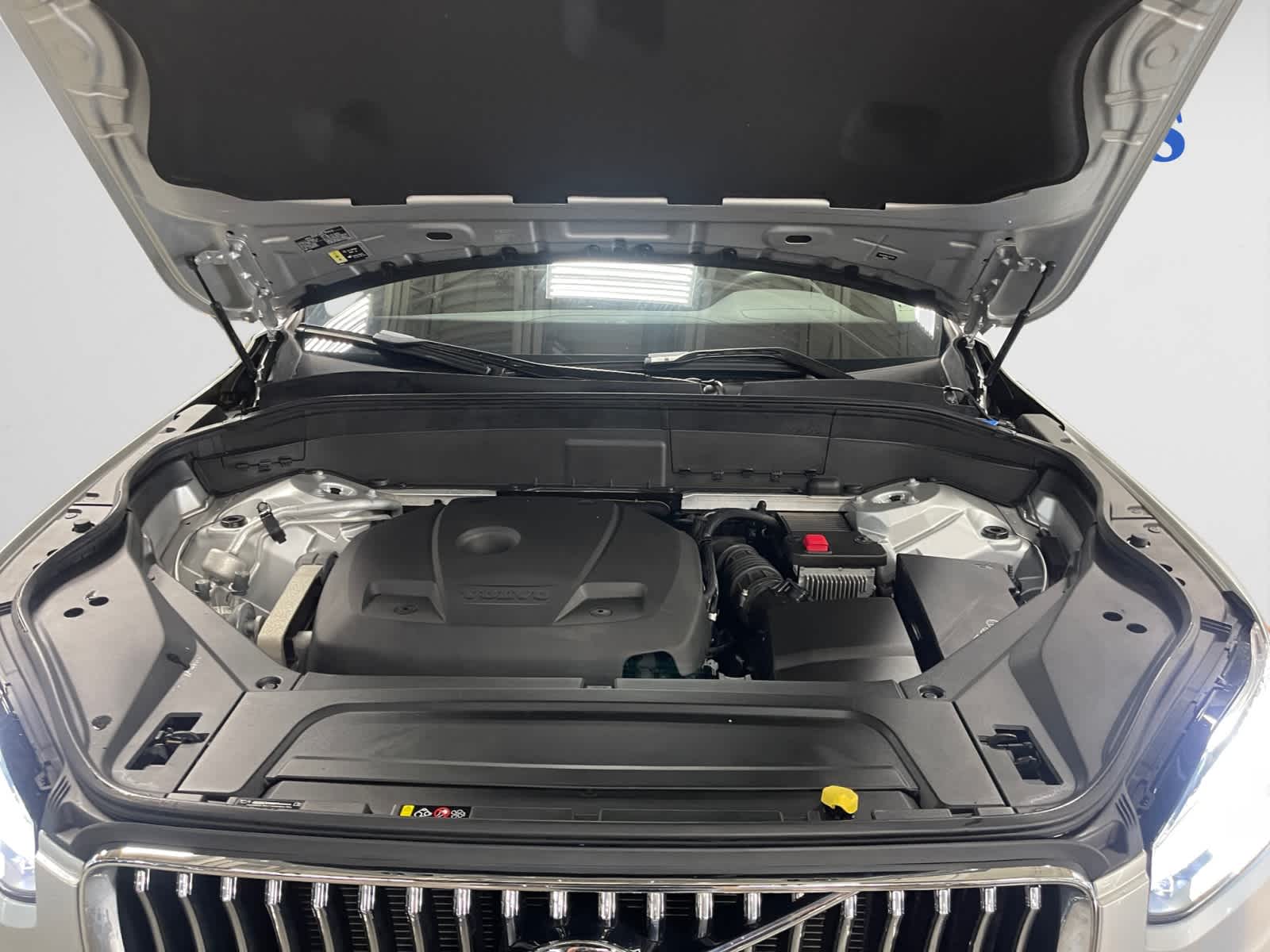 used 2020 Volvo XC90 car, priced at $25,397