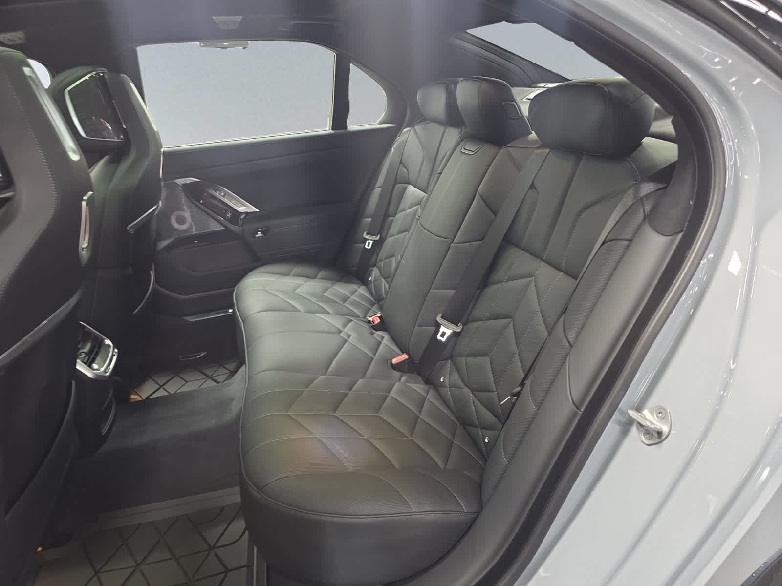 new 2026 BMW 760i car, priced at $148,065