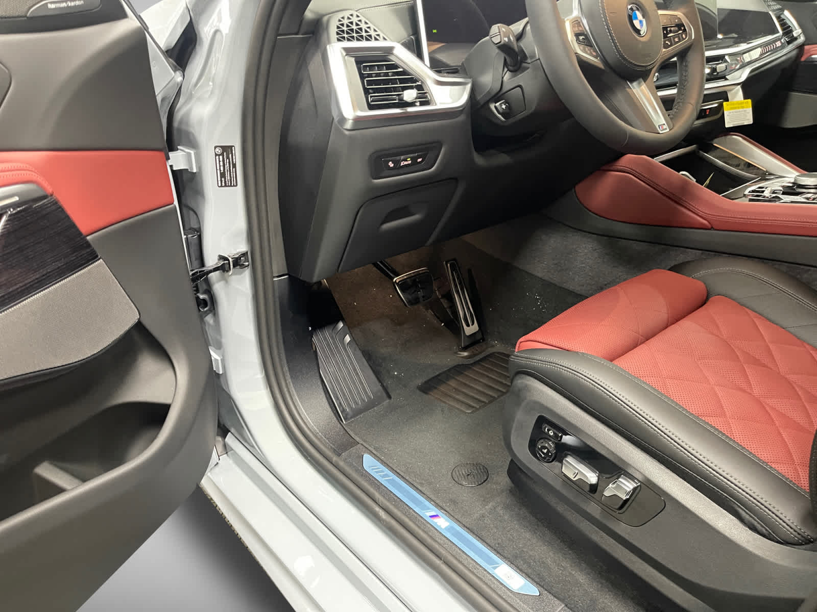 new 2026 BMW X6 car, priced at $89,425