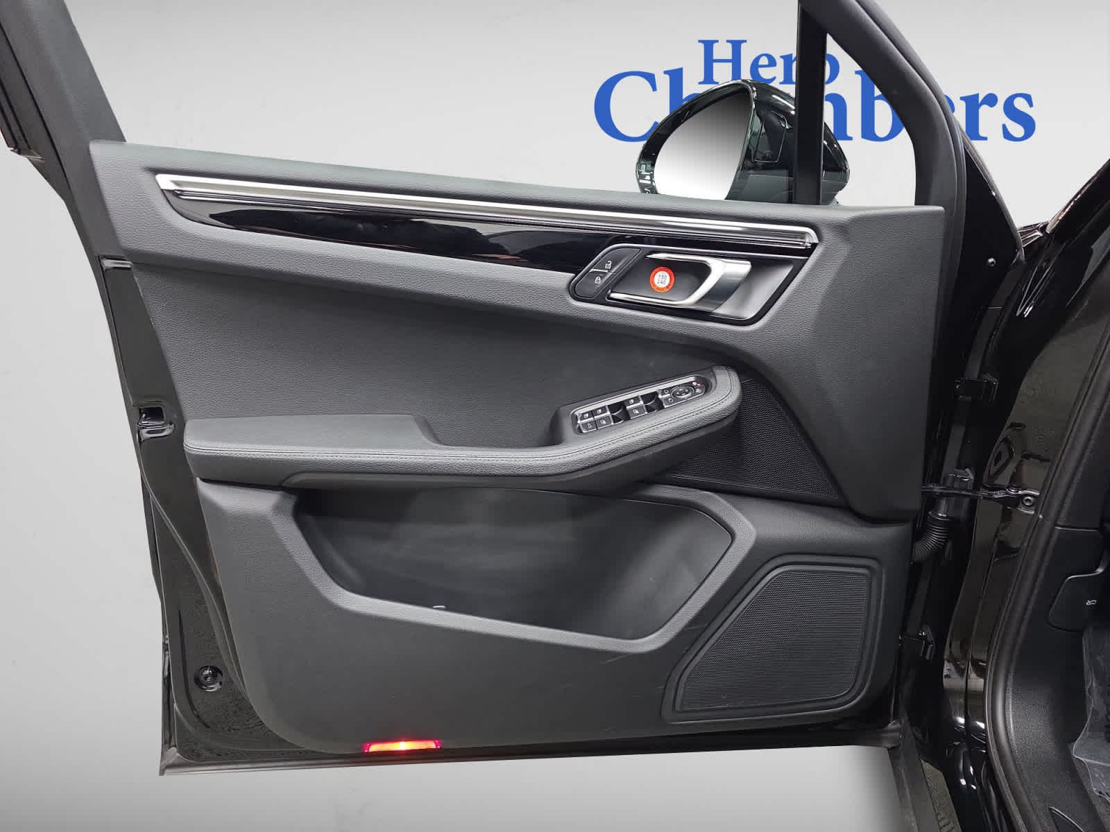 used 2021 Porsche Macan car, priced at $38,897