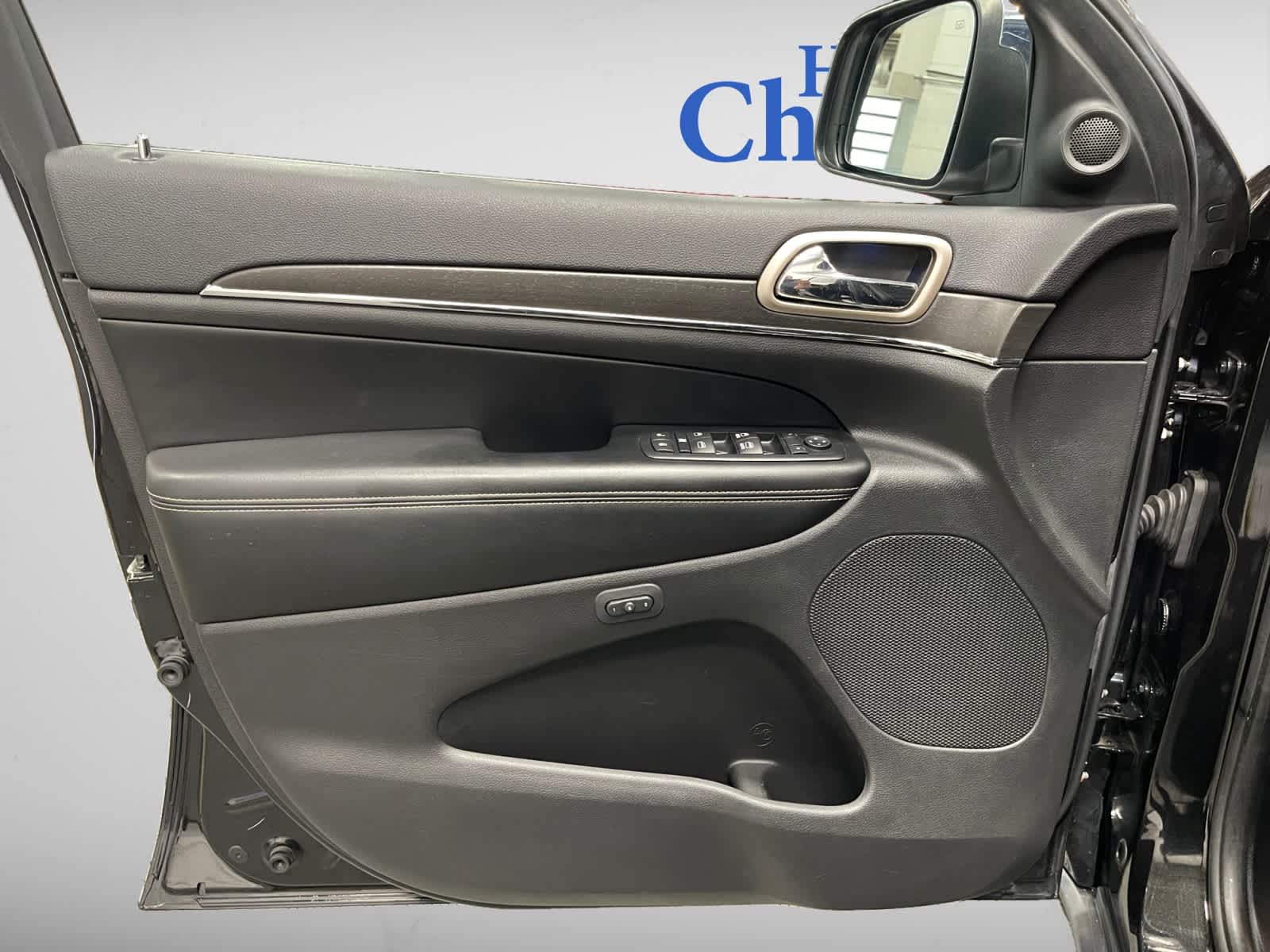 used 2016 Jeep Grand Cherokee car, priced at $14,498