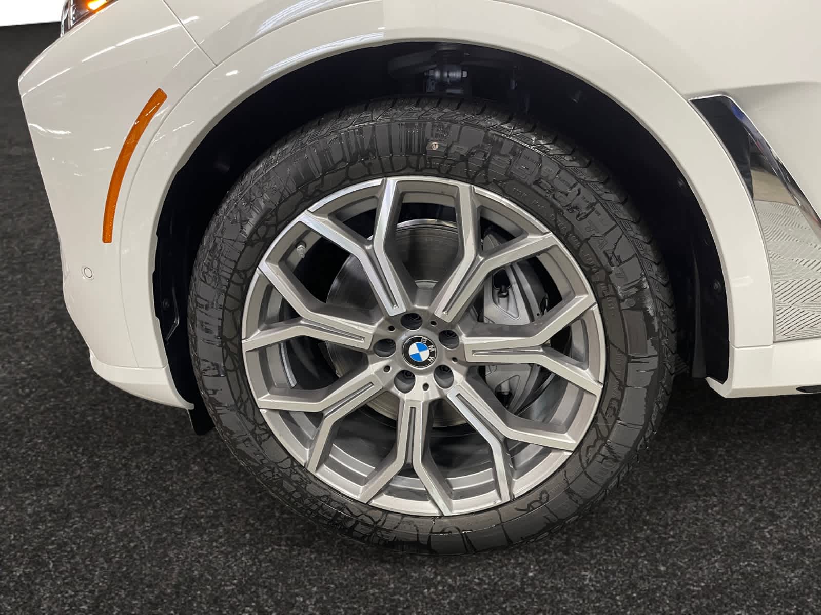 new 2026 BMW X7 car, priced at $94,330