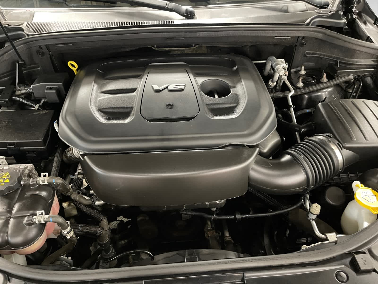 used 2016 Jeep Grand Cherokee car, priced at $14,498