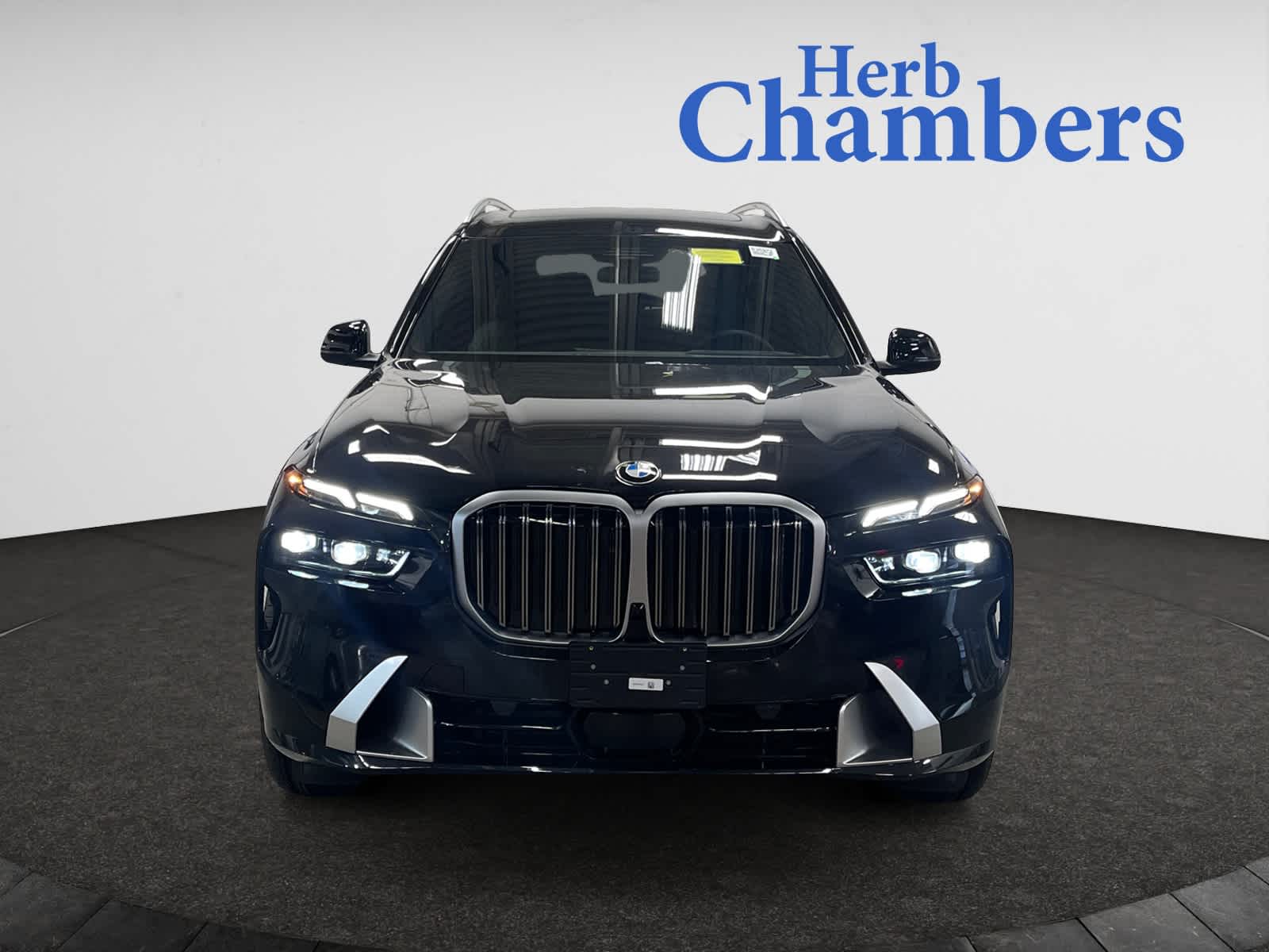 new 2026 BMW X7 car, priced at $99,980