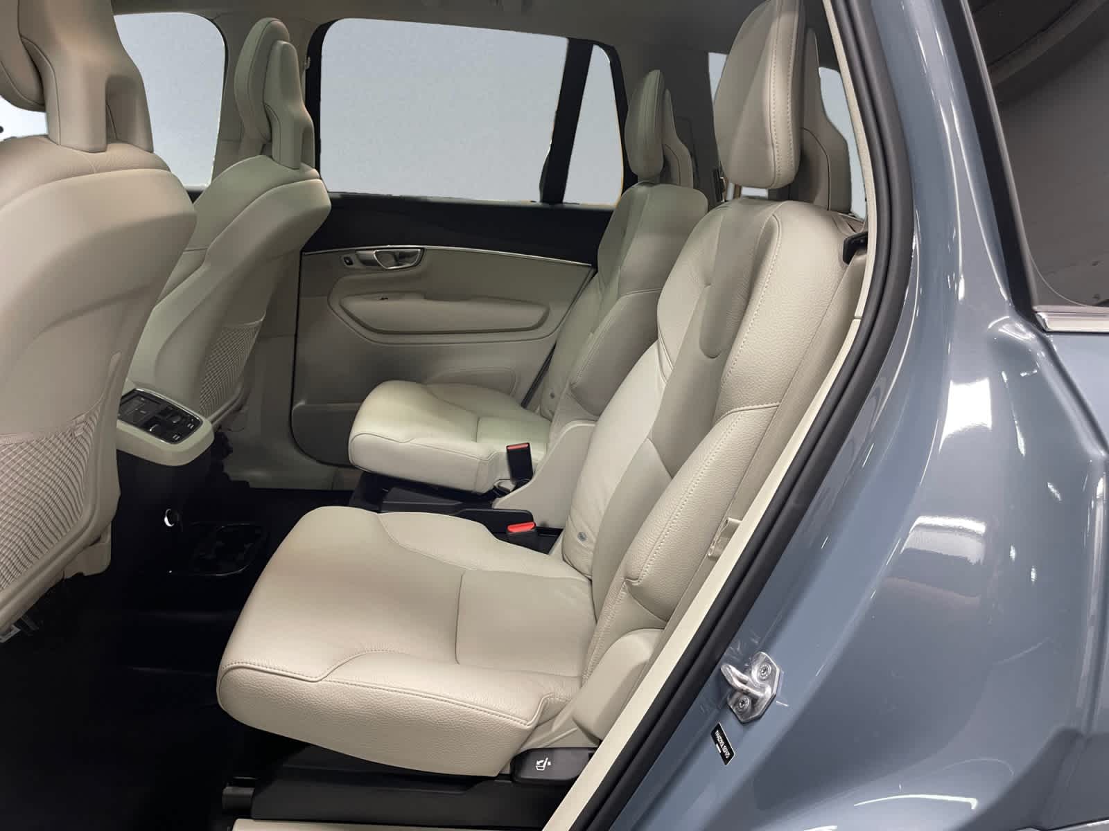 used 2020 Volvo XC90 car, priced at $26,997