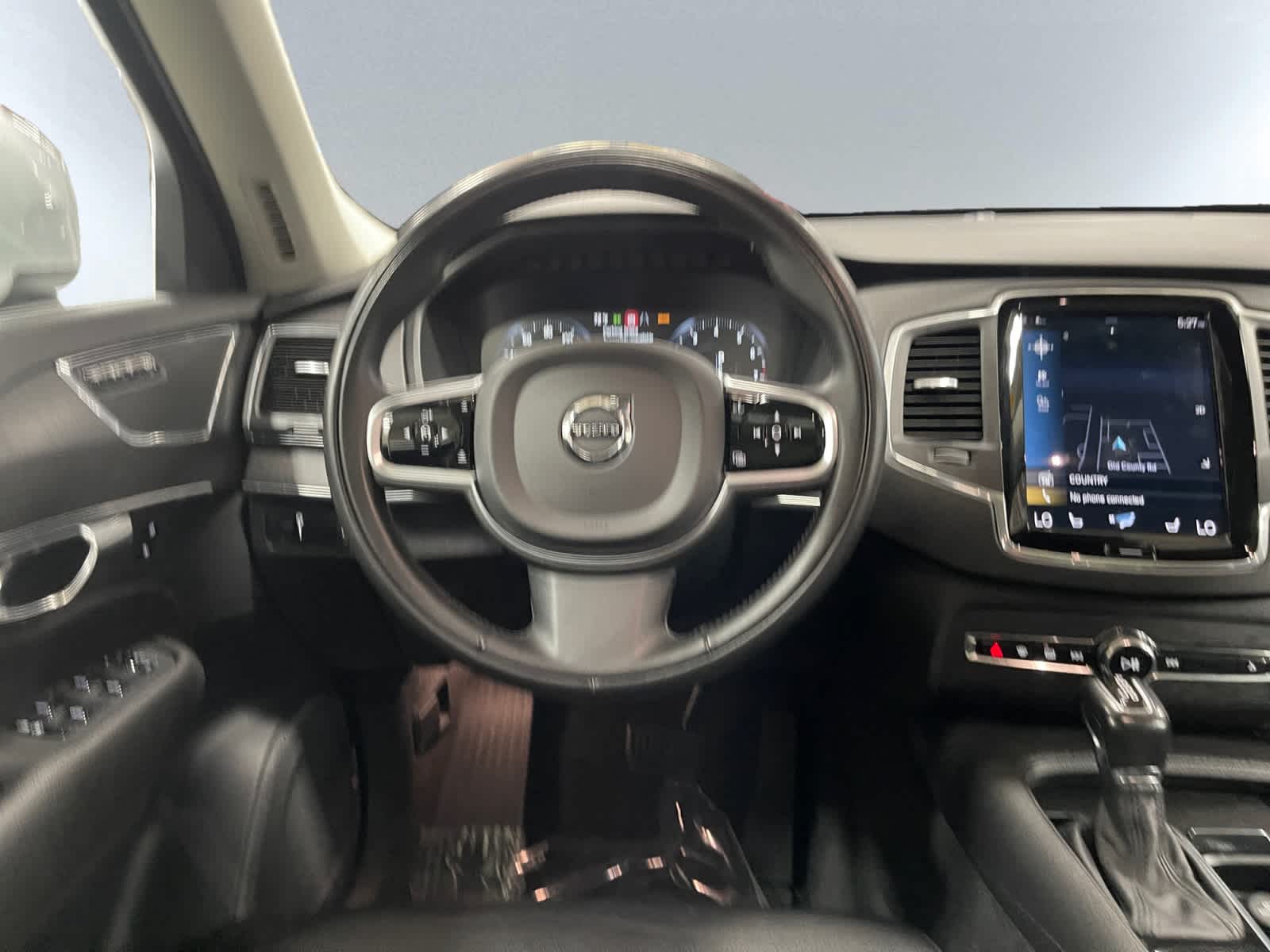 used 2020 Volvo XC90 car, priced at $25,397