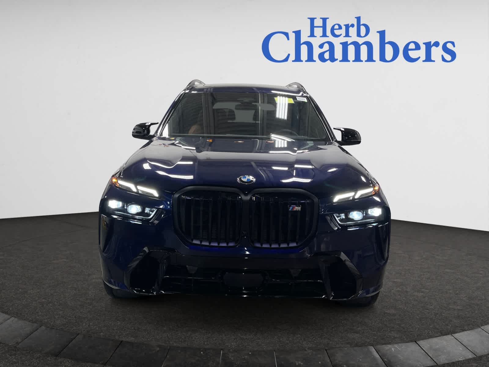 new 2026 BMW X7 car, priced at $125,330