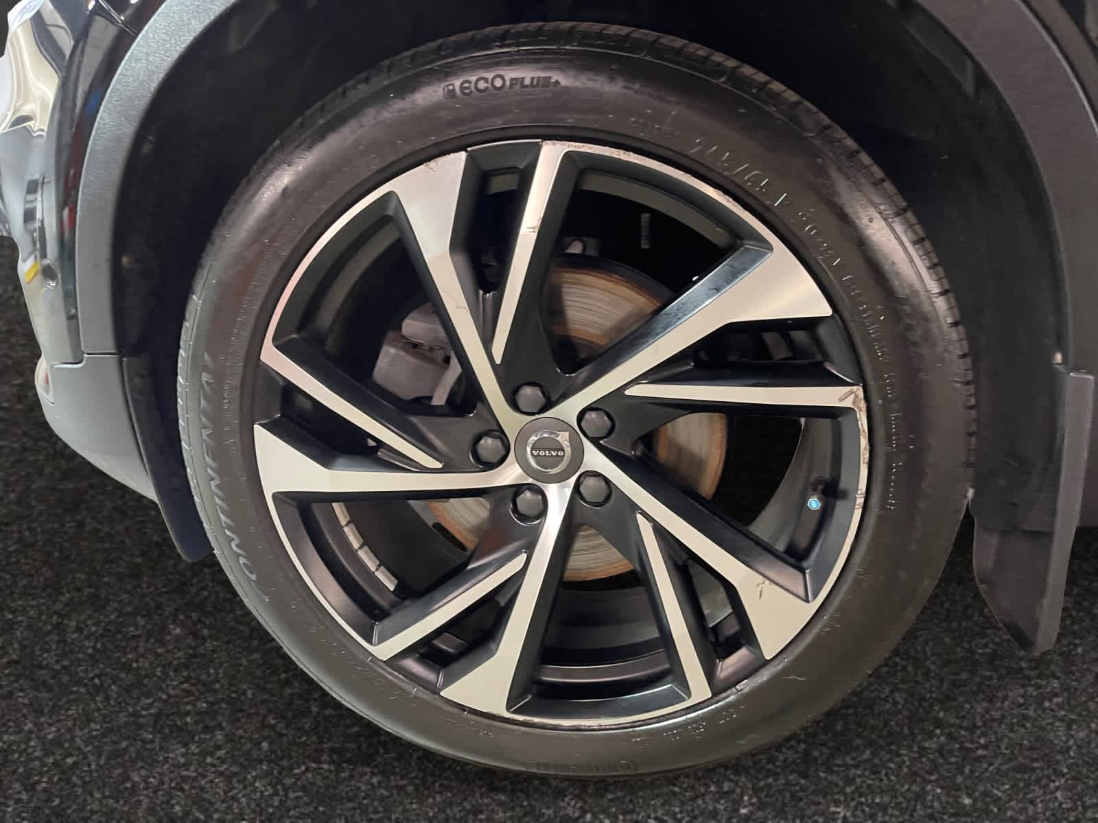 used 2022 Volvo XC40 car, priced at $23,498