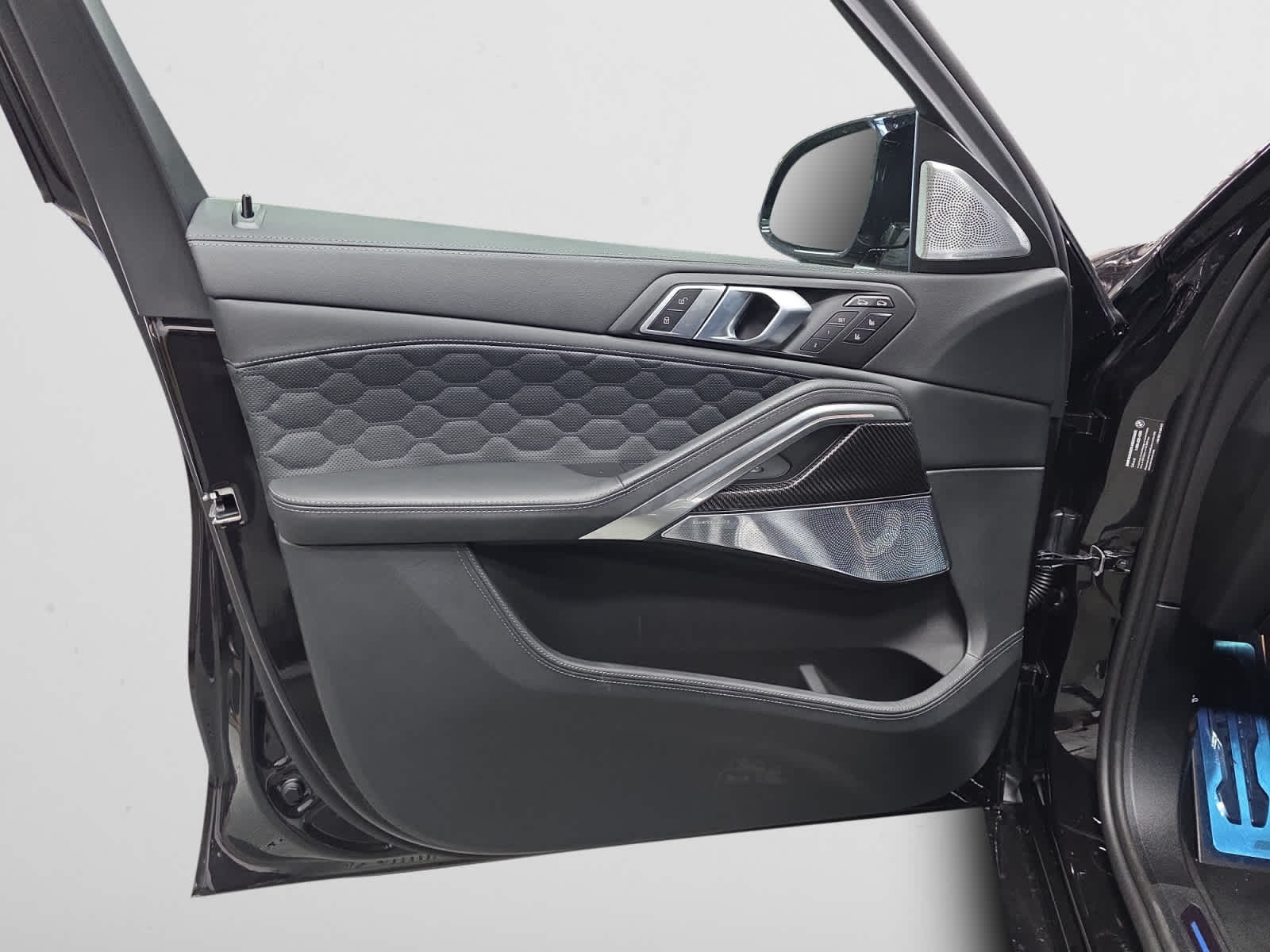 new 2026 BMW X6 M car, priced at $152,500