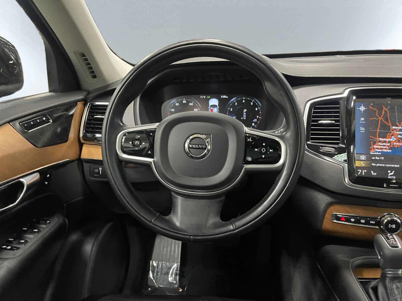 used 2020 Volvo XC90 car, priced at $26,497