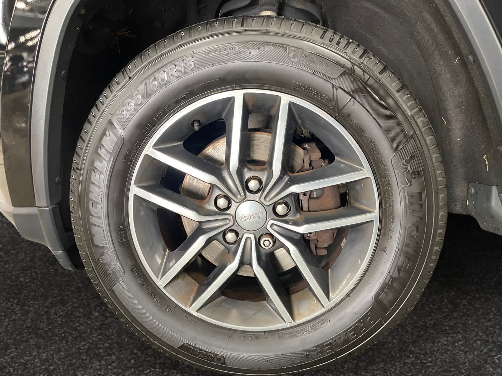 used 2017 Jeep Grand Cherokee car, priced at $13,897