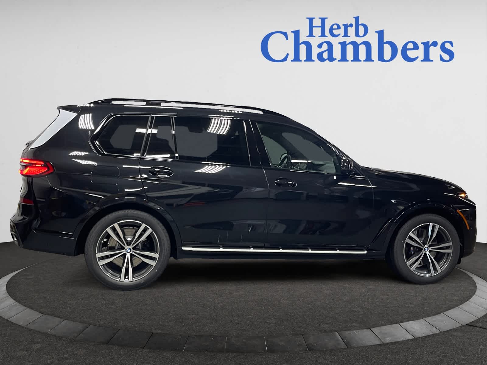 new 2026 BMW X7 car, priced at $99,580