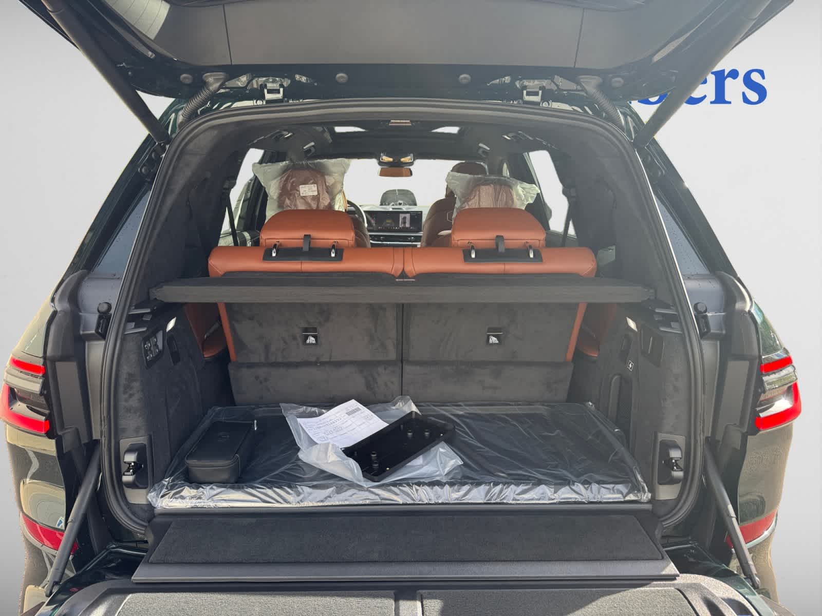new 2026 BMW X7 car, priced at $136,510