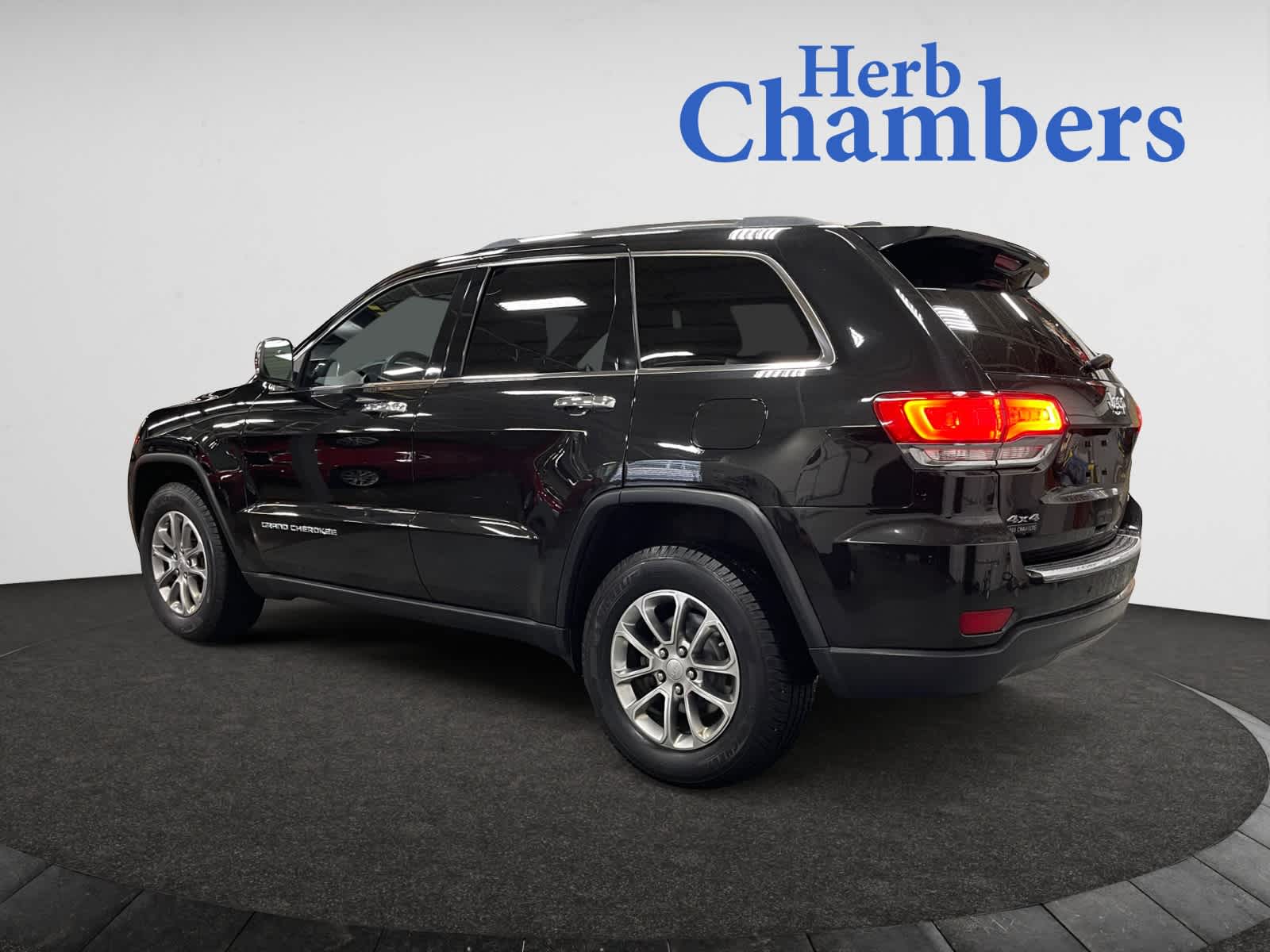 used 2016 Jeep Grand Cherokee car, priced at $14,498