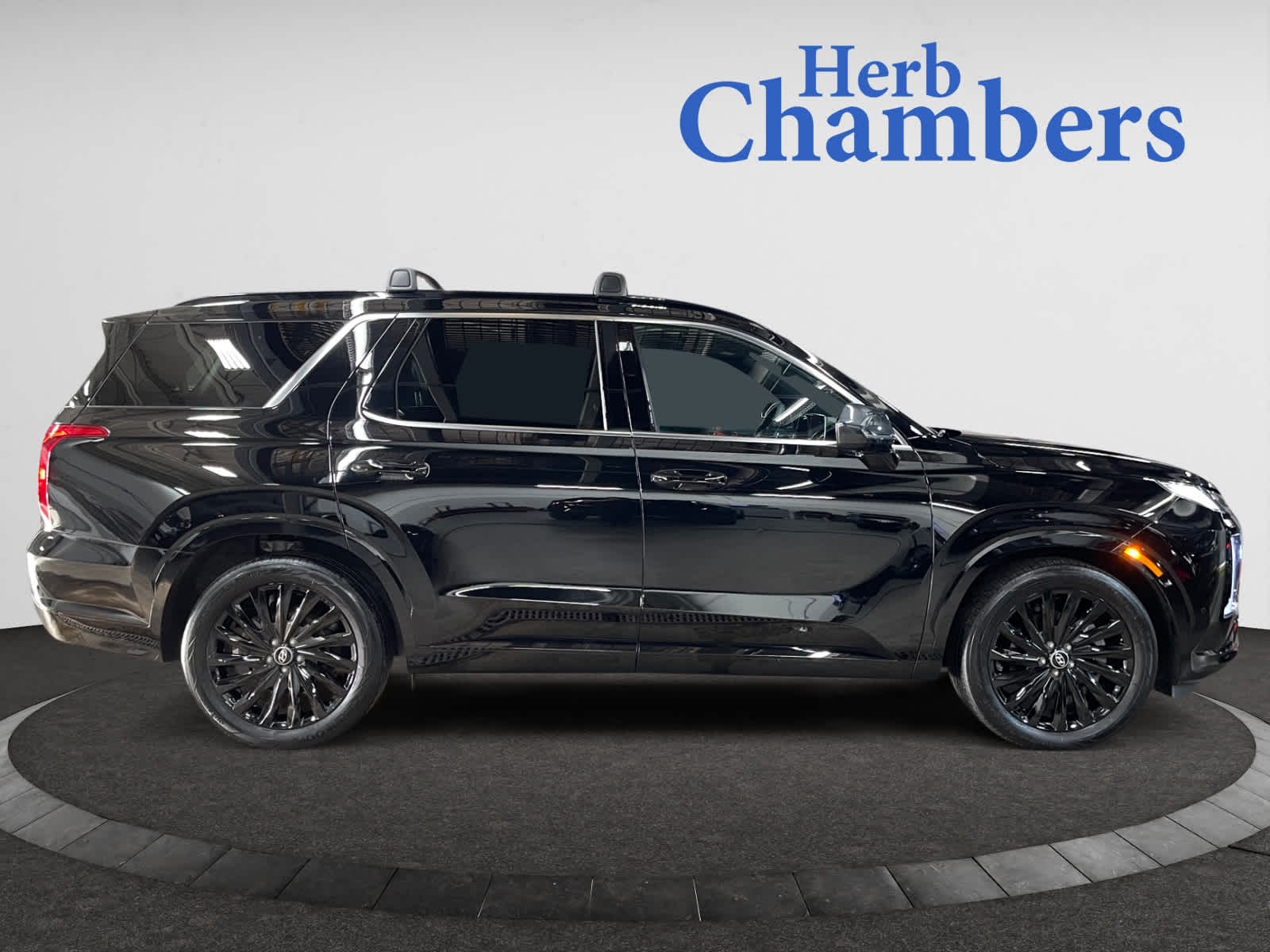 used 2024 Hyundai Palisade car, priced at $40,497