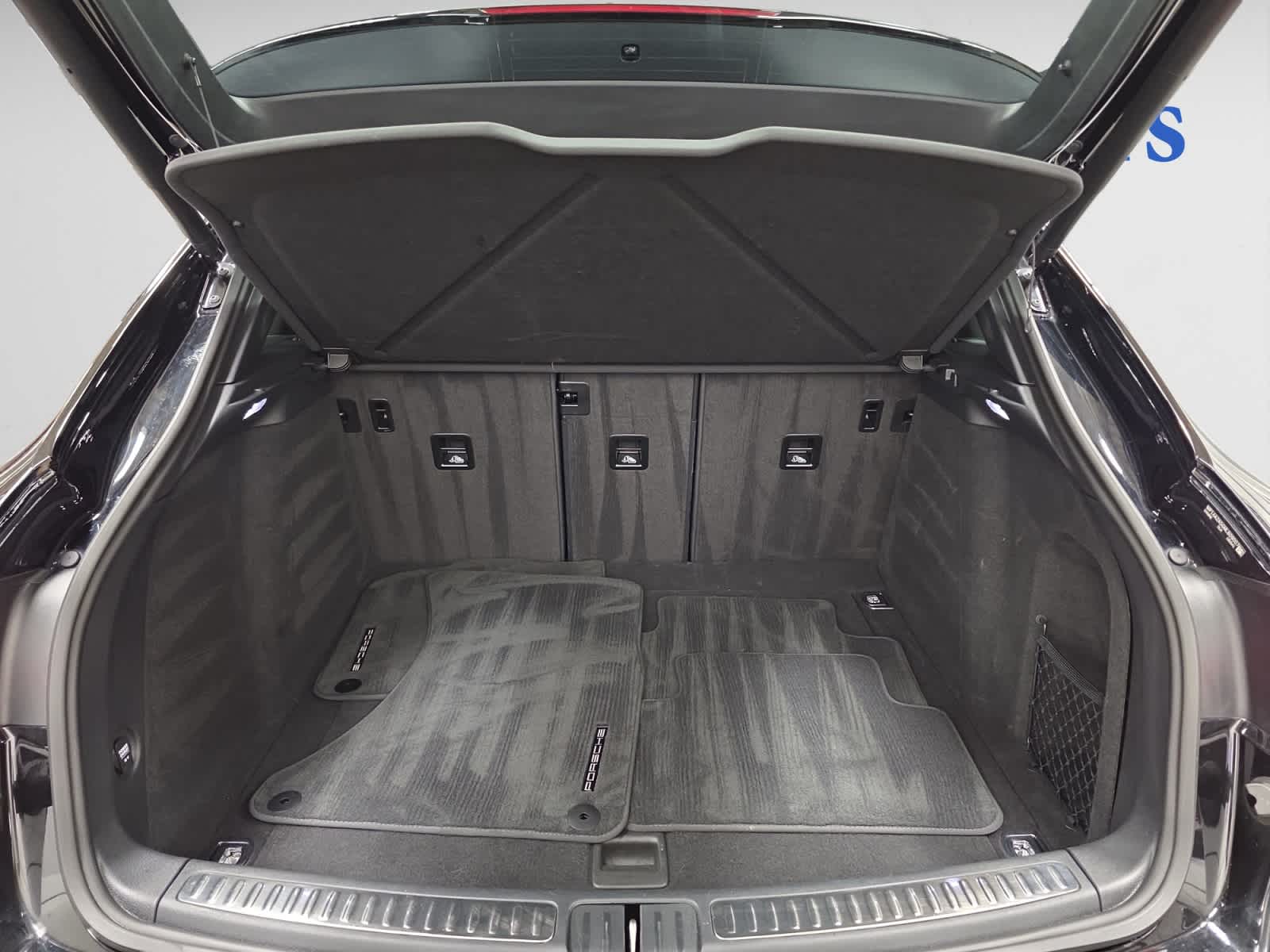 used 2021 Porsche Macan car, priced at $38,897