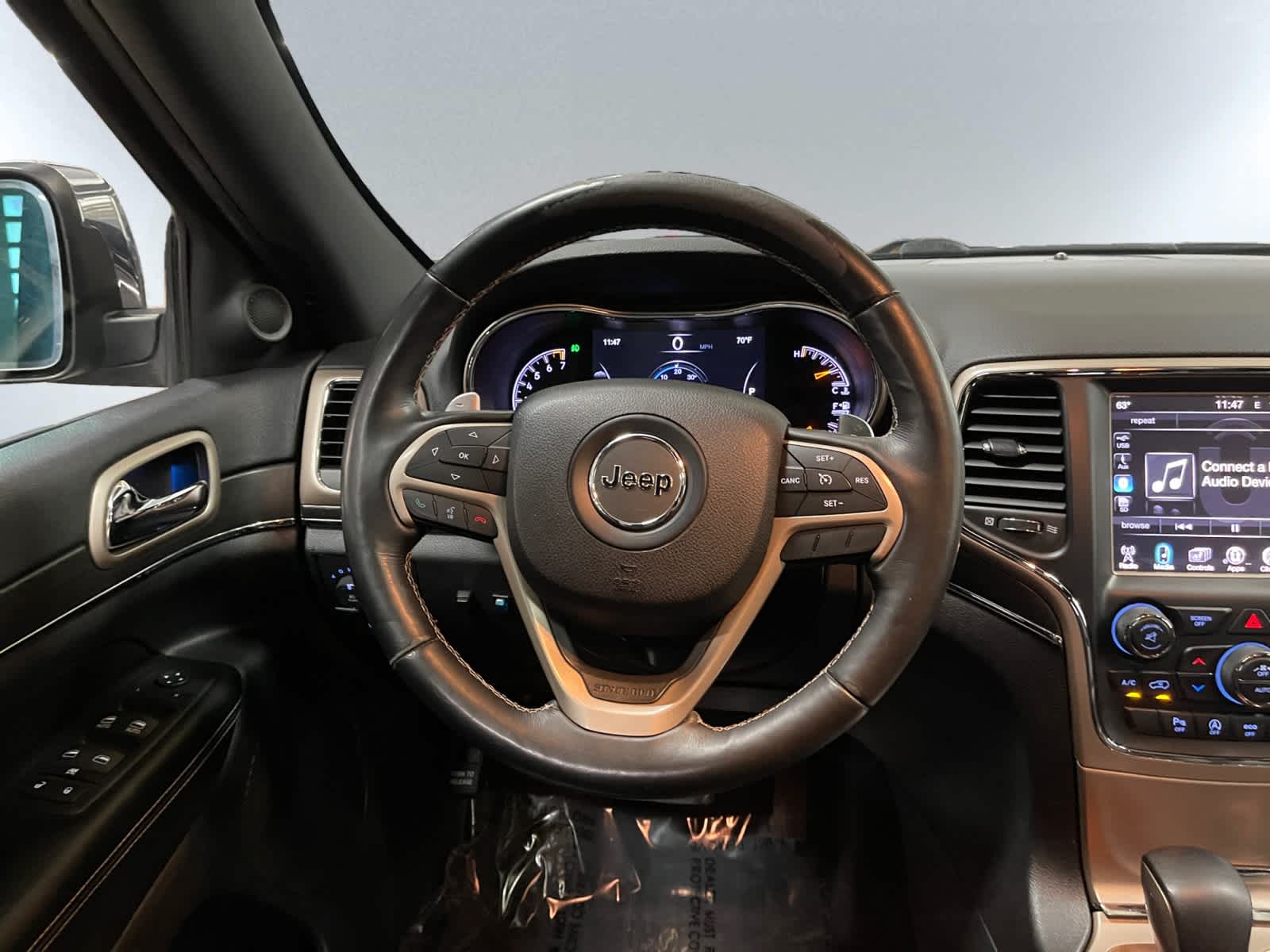 used 2016 Jeep Grand Cherokee car, priced at $14,498