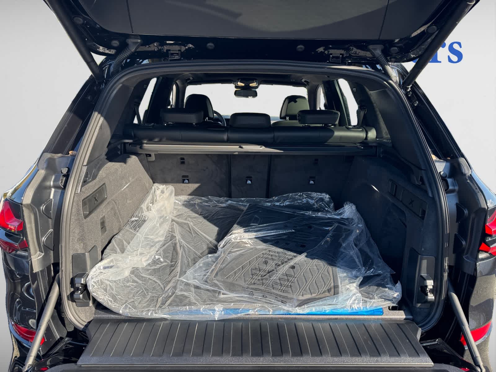 new 2026 BMW X5 PHEV car, priced at $93,425