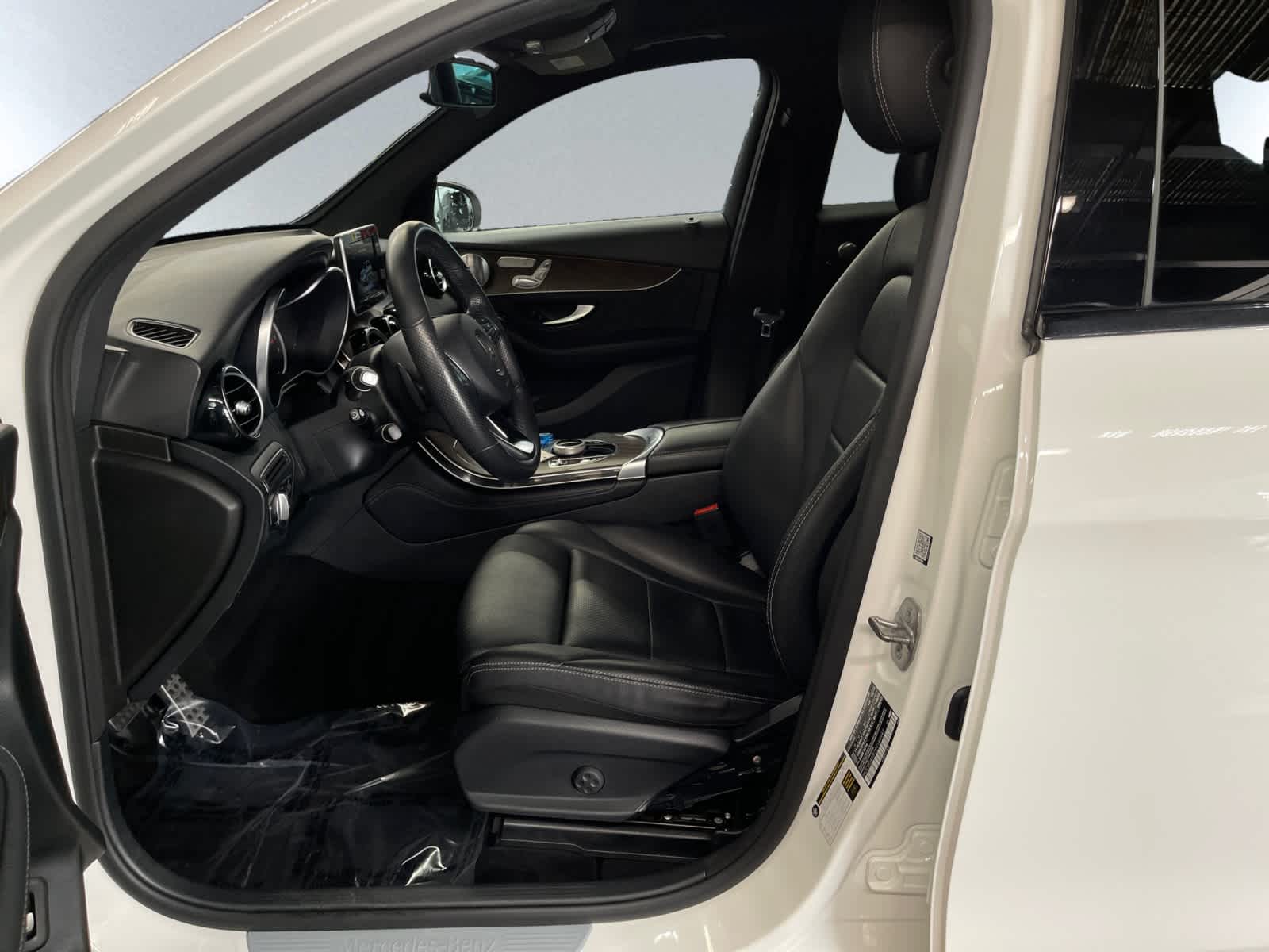 used 2019 Mercedes-Benz GLC 300 car, priced at $21,998