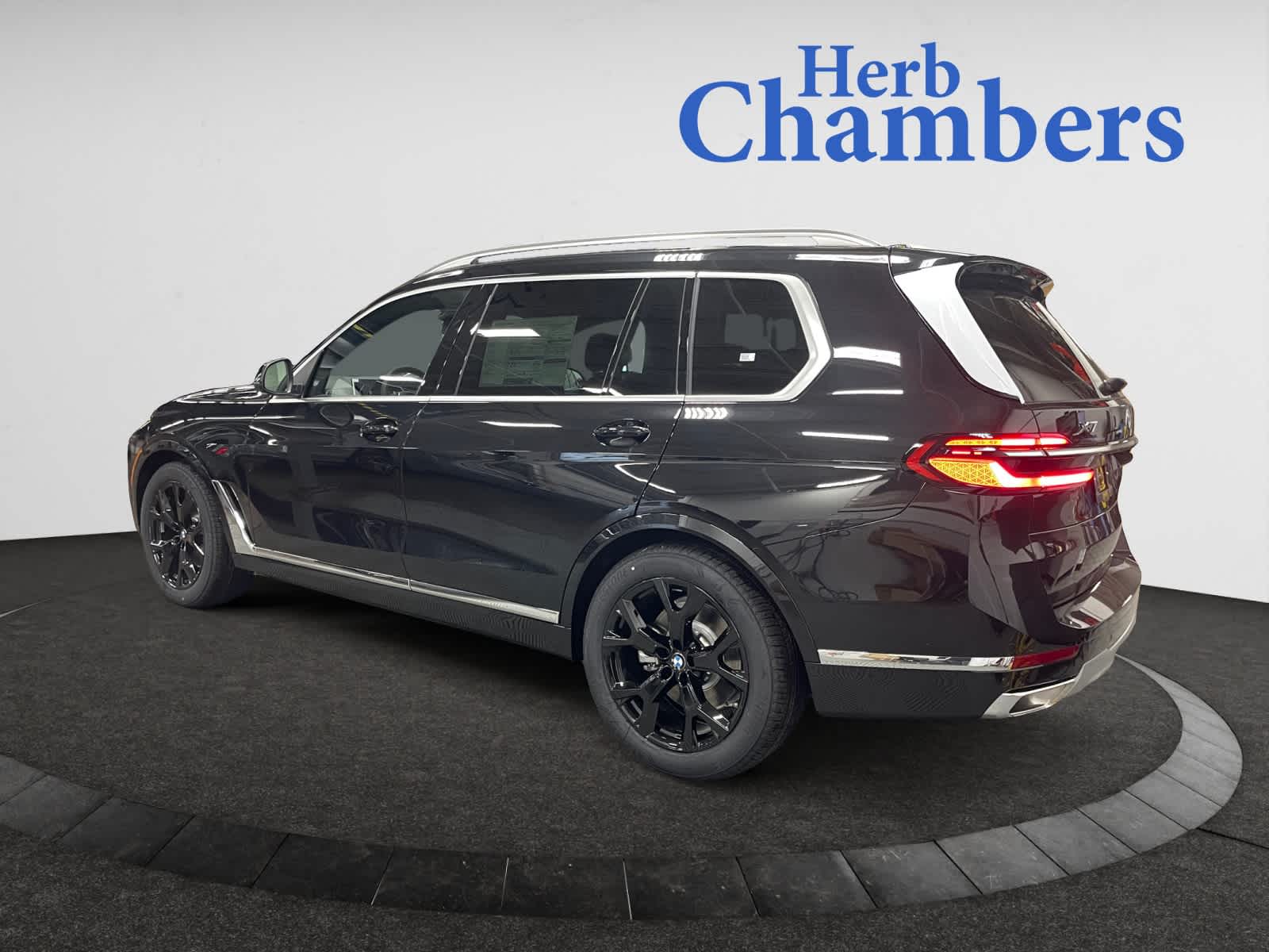 new 2026 BMW X7 car, priced at $99,980