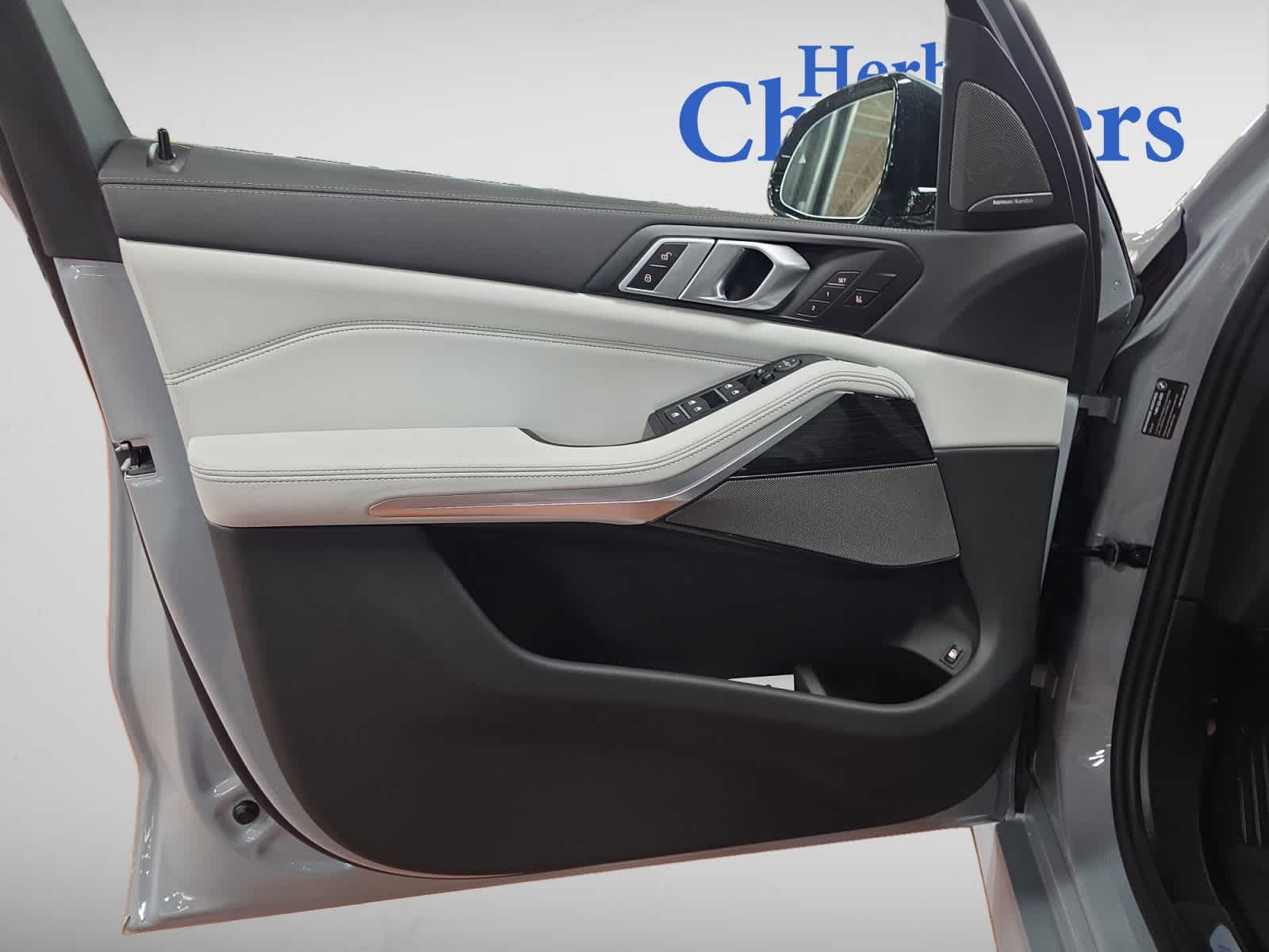 new 2026 BMW X5 PHEV car, priced at $88,175