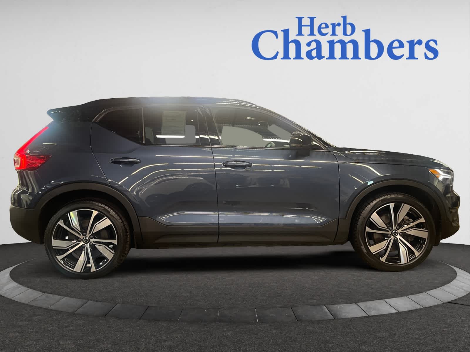 used 2022 Volvo XC40 Recharge Twin Pure Electric car, priced at $26,497