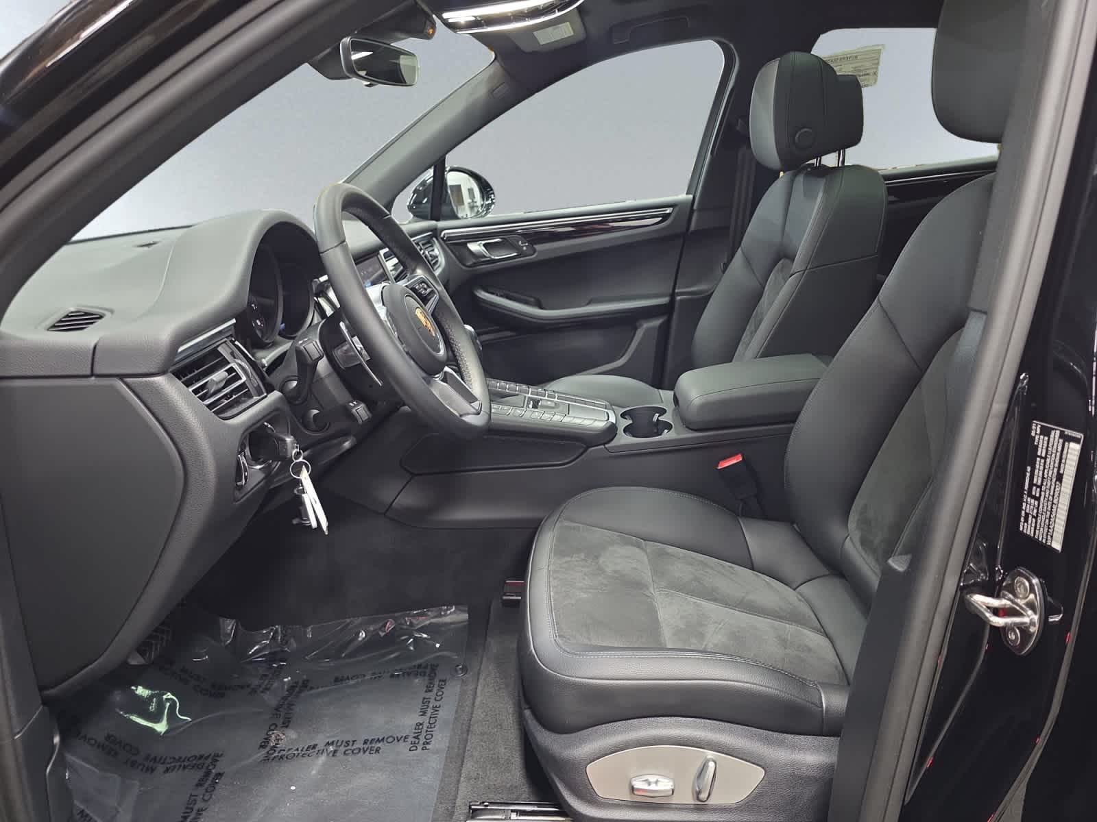 used 2021 Porsche Macan car, priced at $38,897