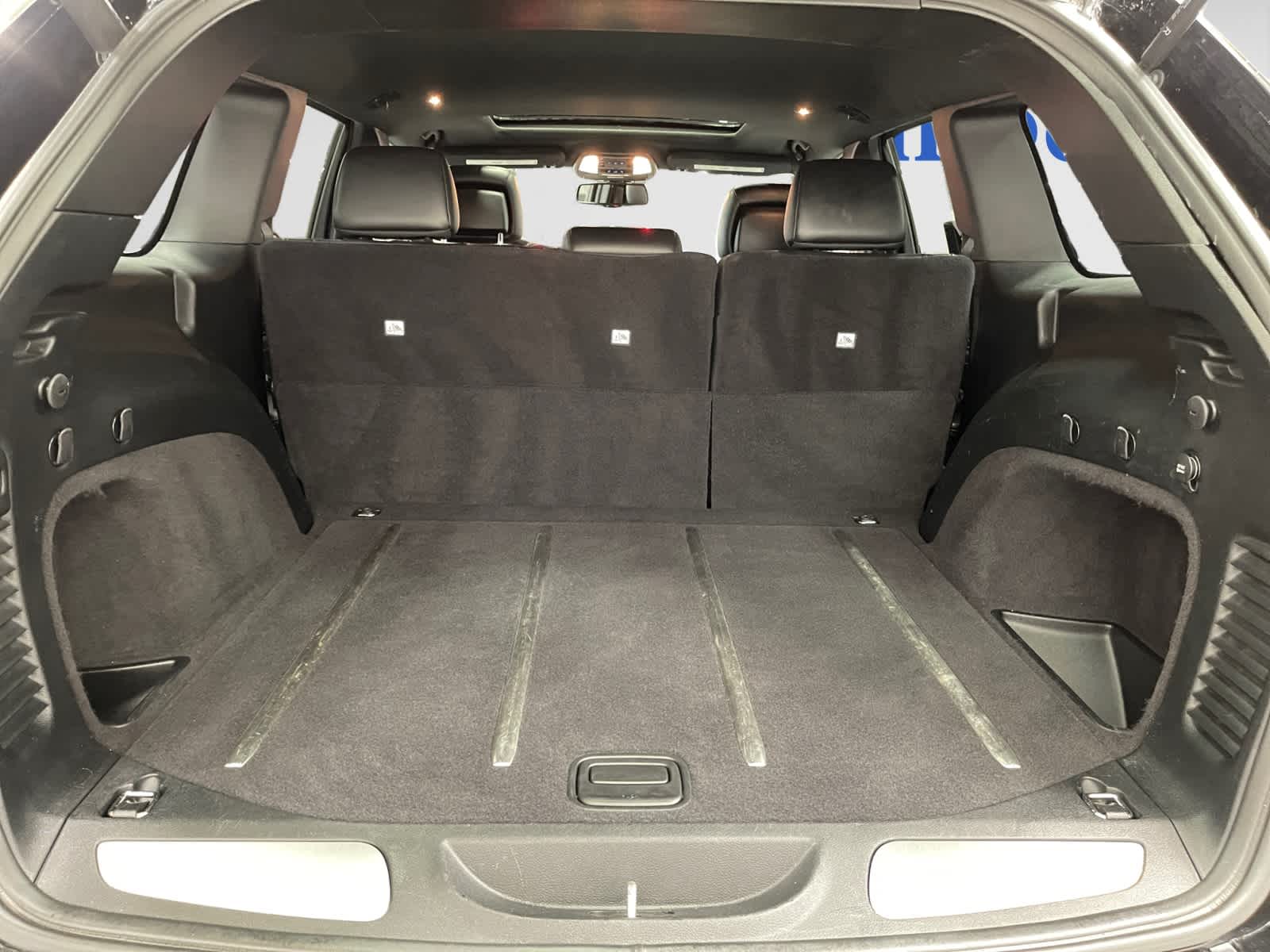 used 2016 Jeep Grand Cherokee car, priced at $14,498