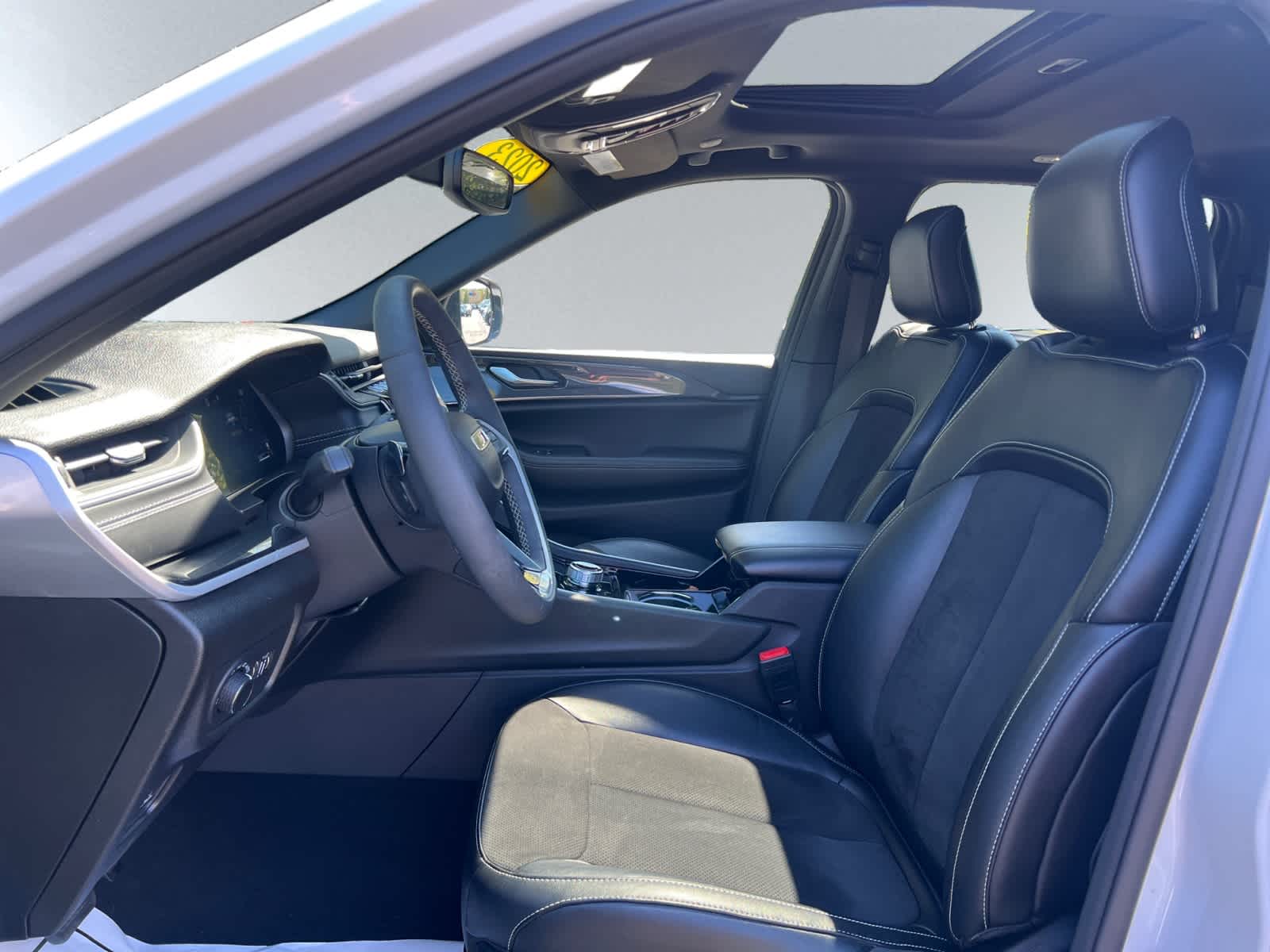 used 2023 Jeep Grand Cherokee car, priced at $33,797