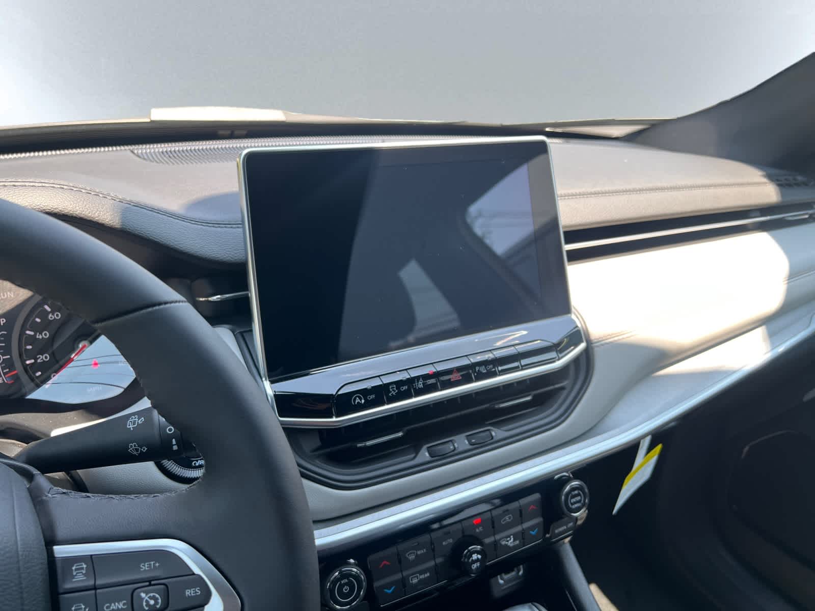 new 2025 Jeep Compass car, priced at $33,390