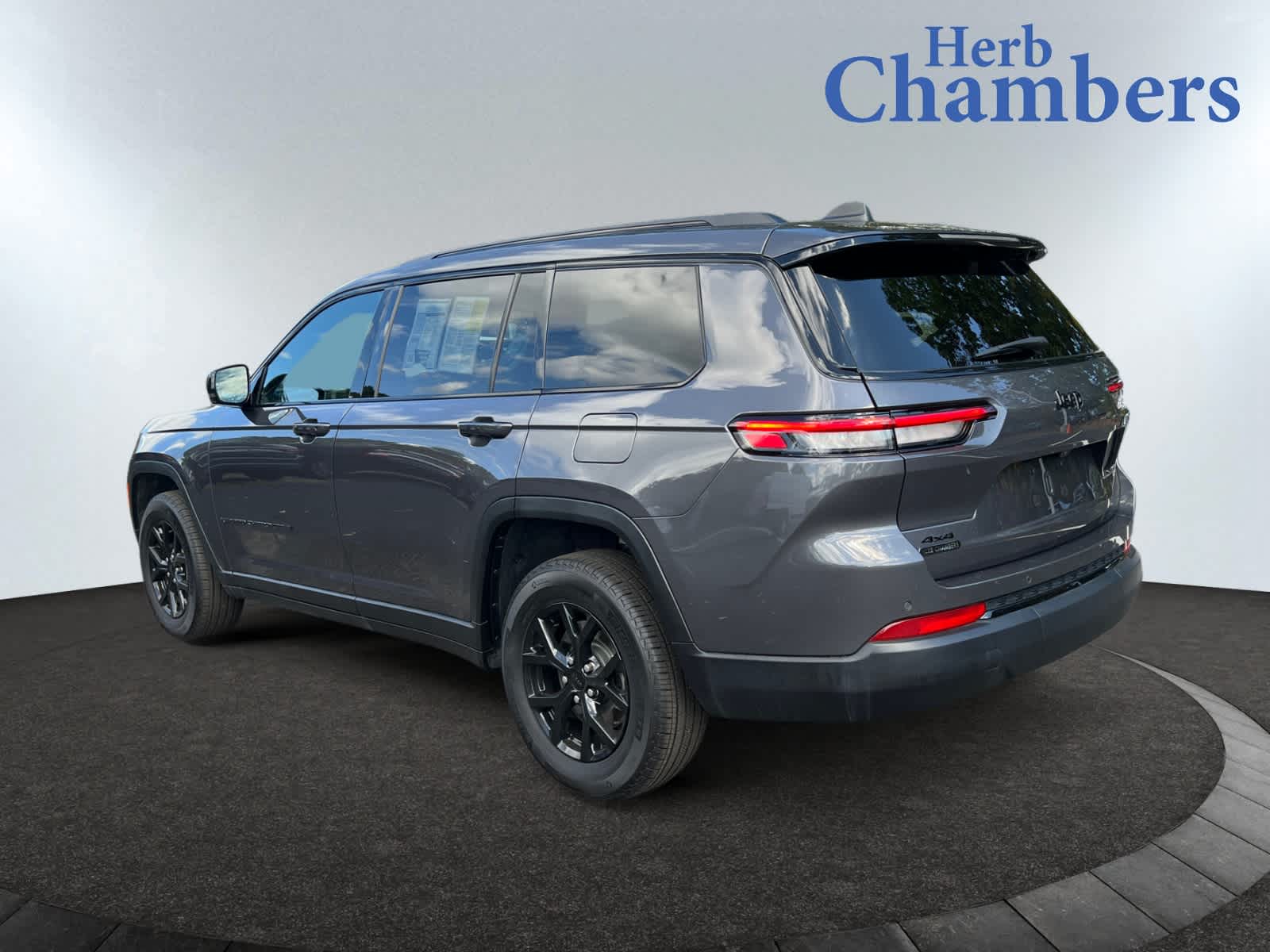 used 2024 Jeep Grand Cherokee L car, priced at $33,097