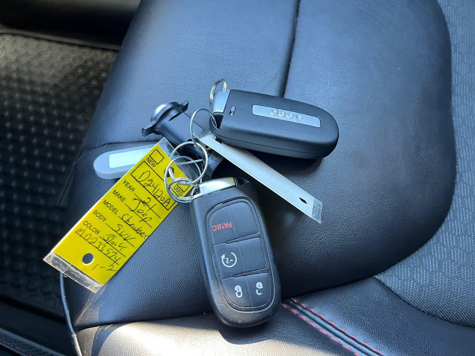 used 2021 Jeep Cherokee car, priced at $25,497