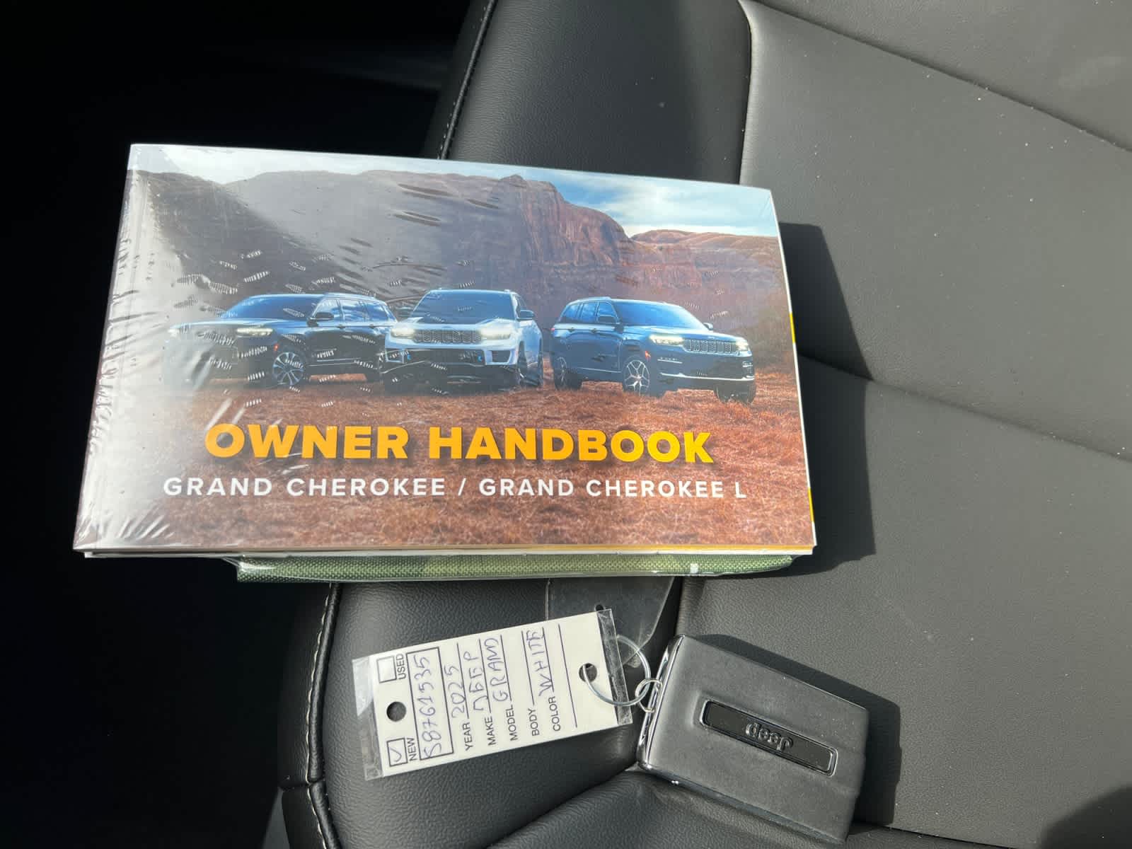 new 2025 Jeep Grand Cherokee car, priced at $46,310