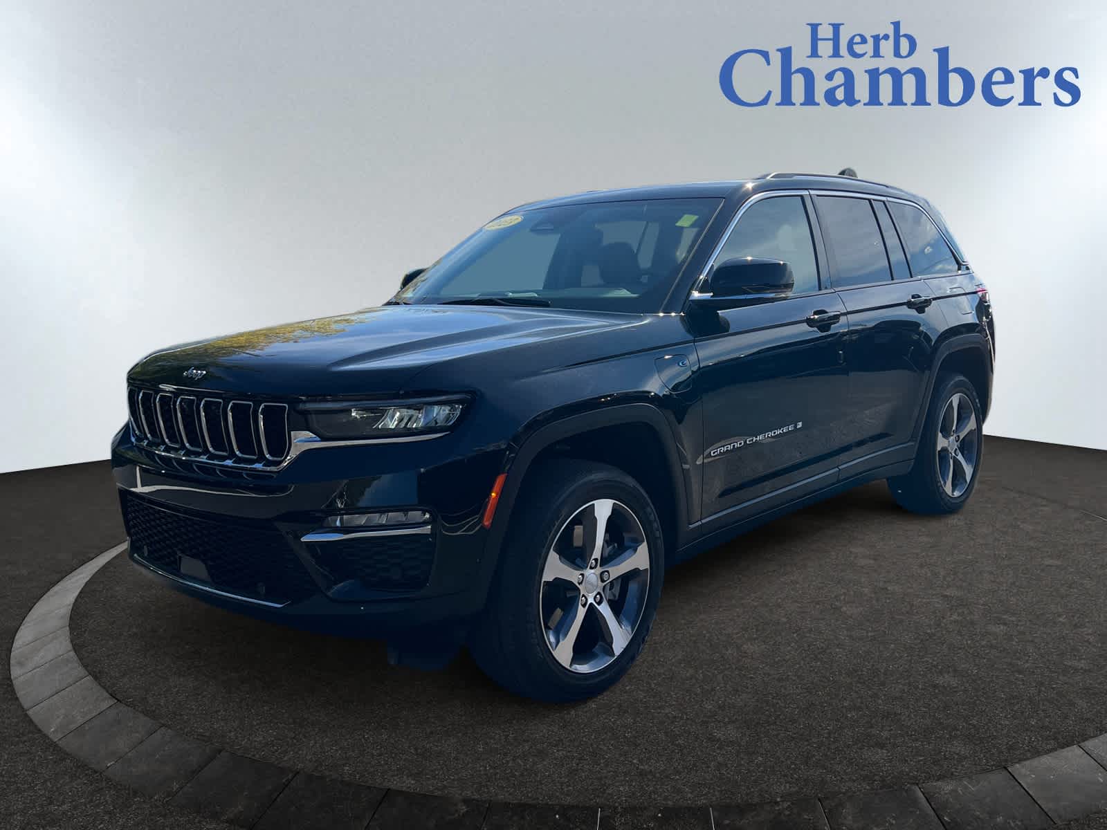 used 2023 Jeep Grand Cherokee 4xe car, priced at $33,497