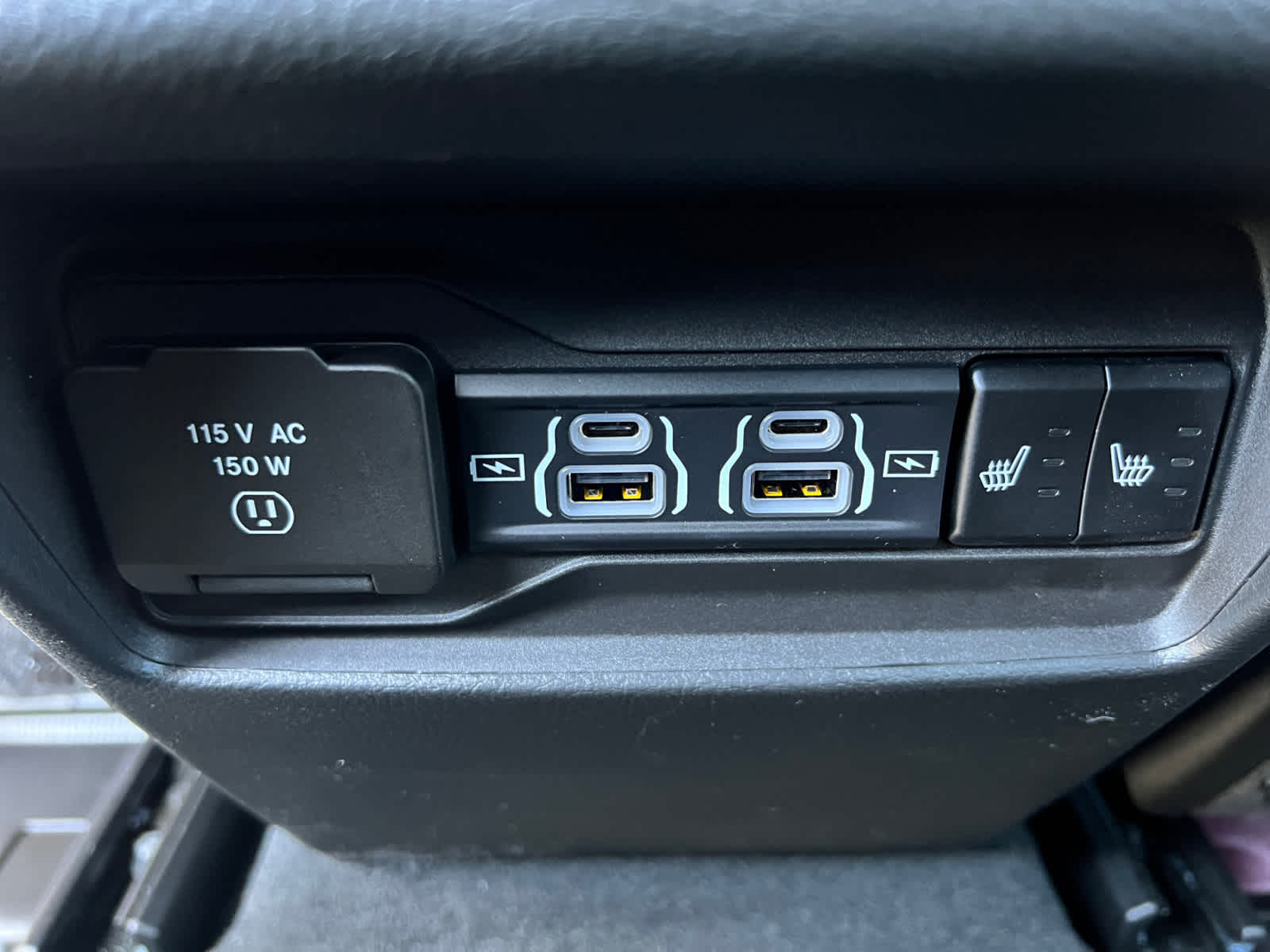 new 2025 Jeep Grand Cherokee car, priced at $47,010