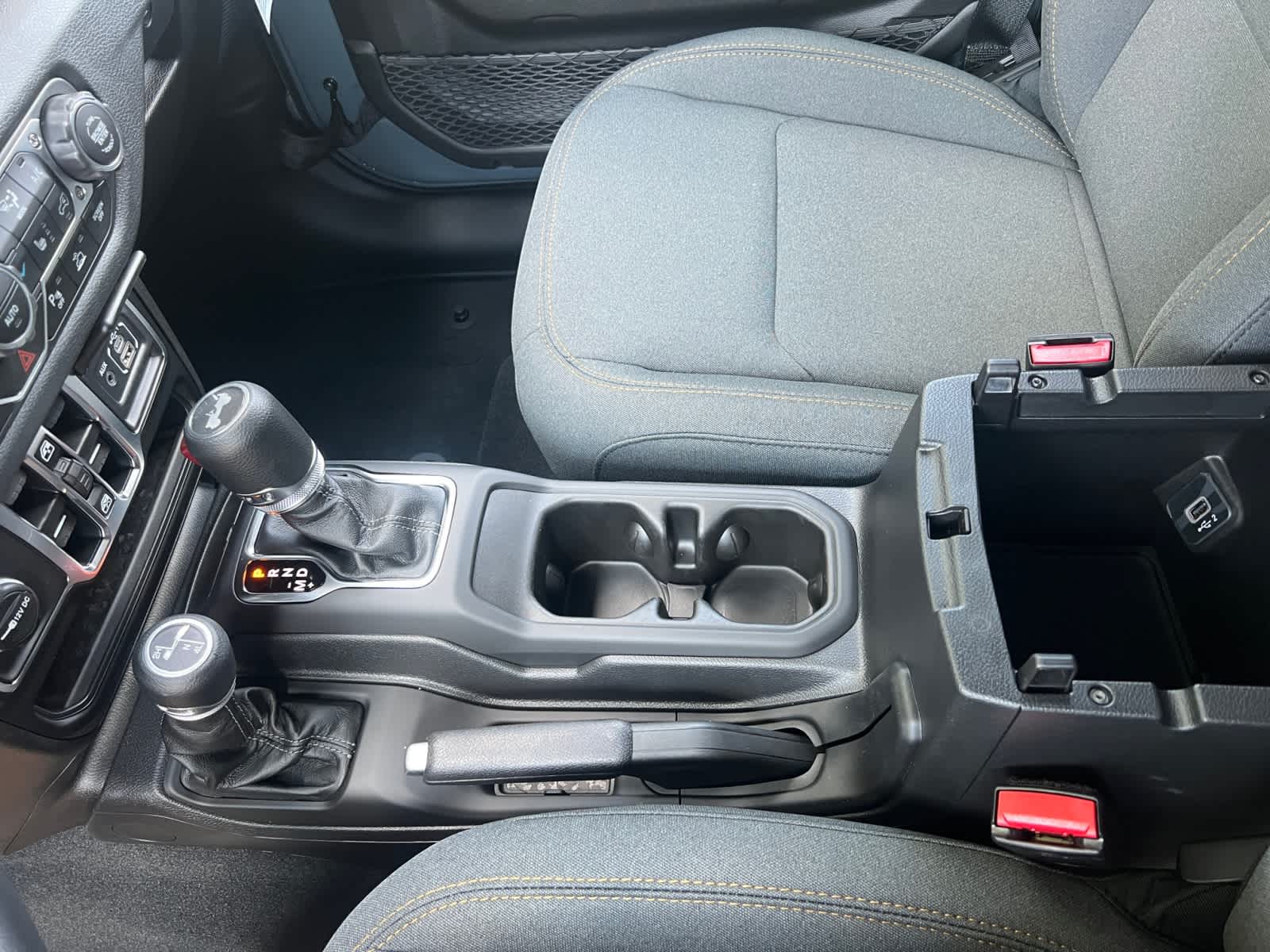 new 2025 Jeep Wrangler car, priced at $47,810