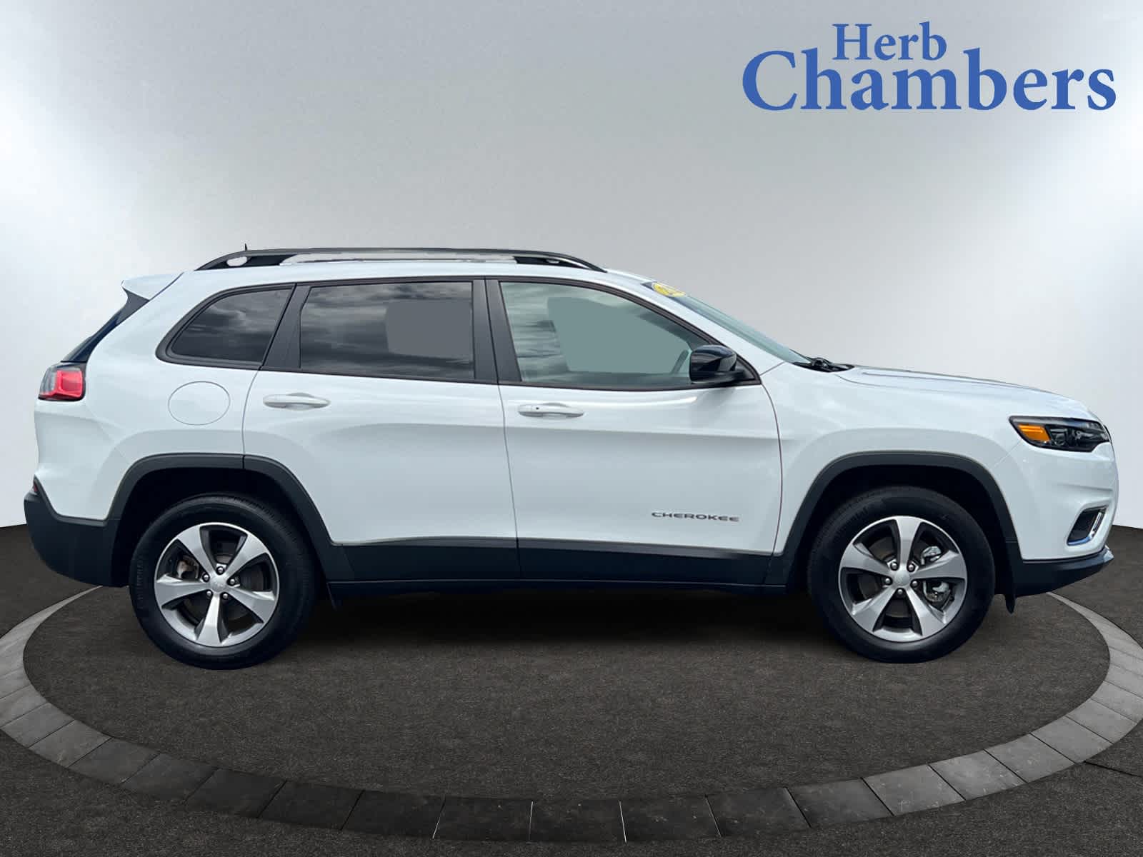 used 2022 Jeep Cherokee car, priced at $30,897