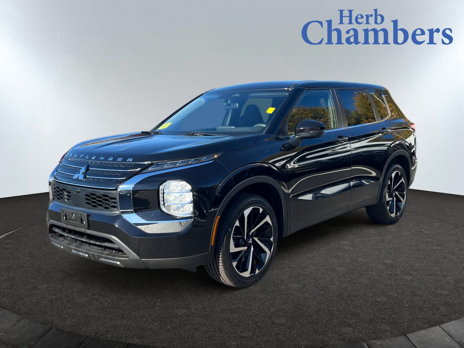 used 2022 Mitsubishi Outlander car, priced at $23,097