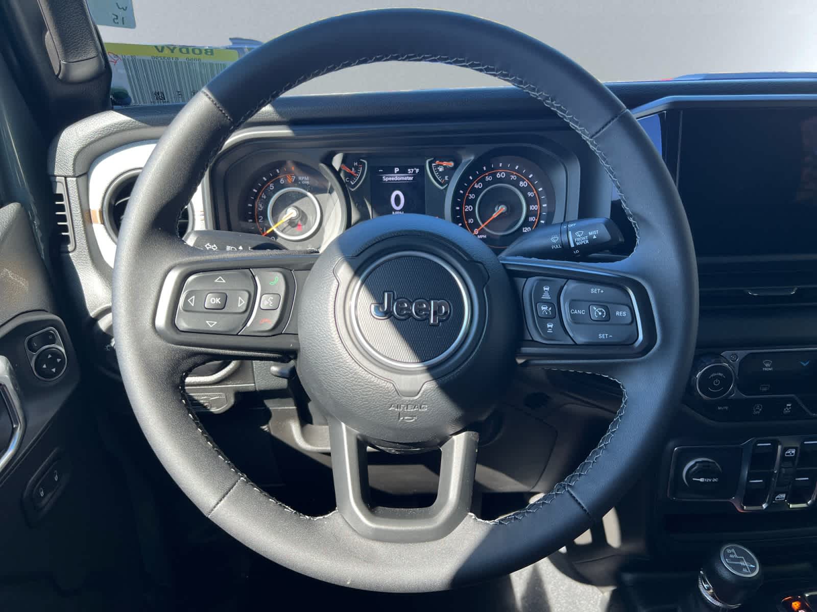 new 2025 Jeep Gladiator car, priced at $45,900