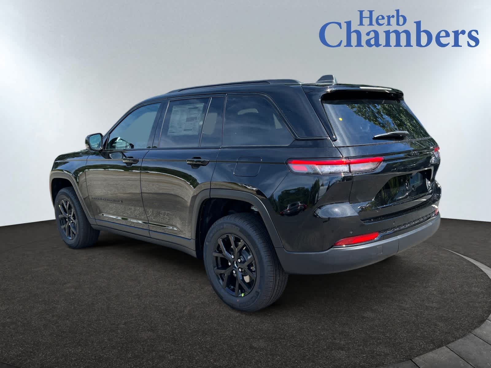 new 2025 Jeep Grand Cherokee car, priced at $42,630