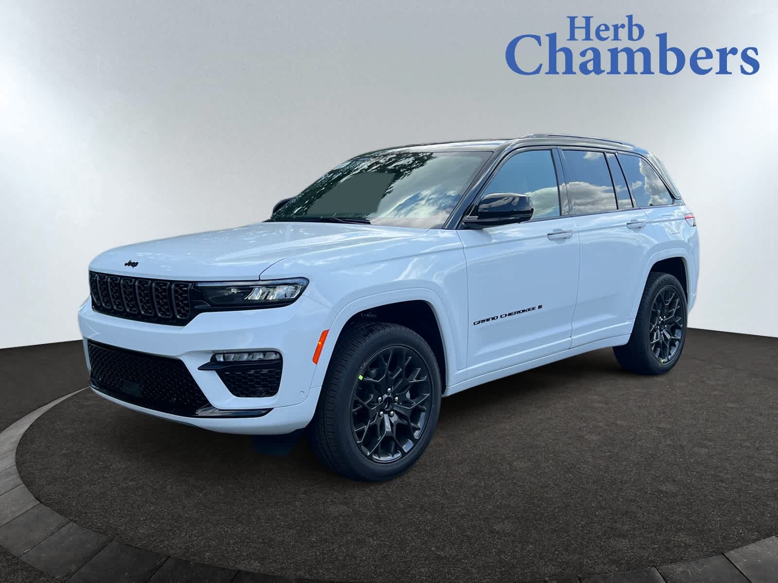 new 2025 Jeep Grand Cherokee car, priced at $63,865