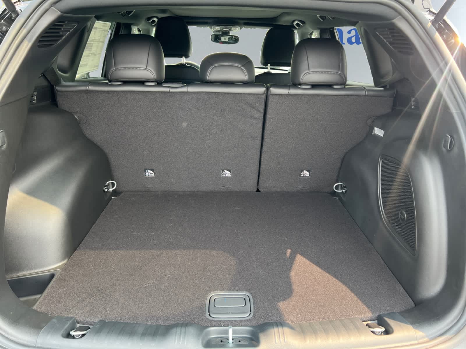 new 2025 Jeep Compass car, priced at $37,260