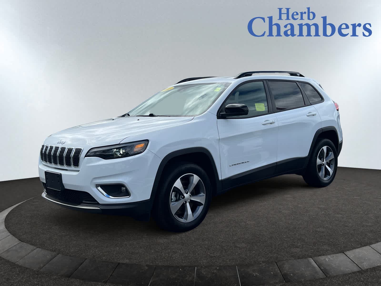 used 2022 Jeep Cherokee car, priced at $30,897