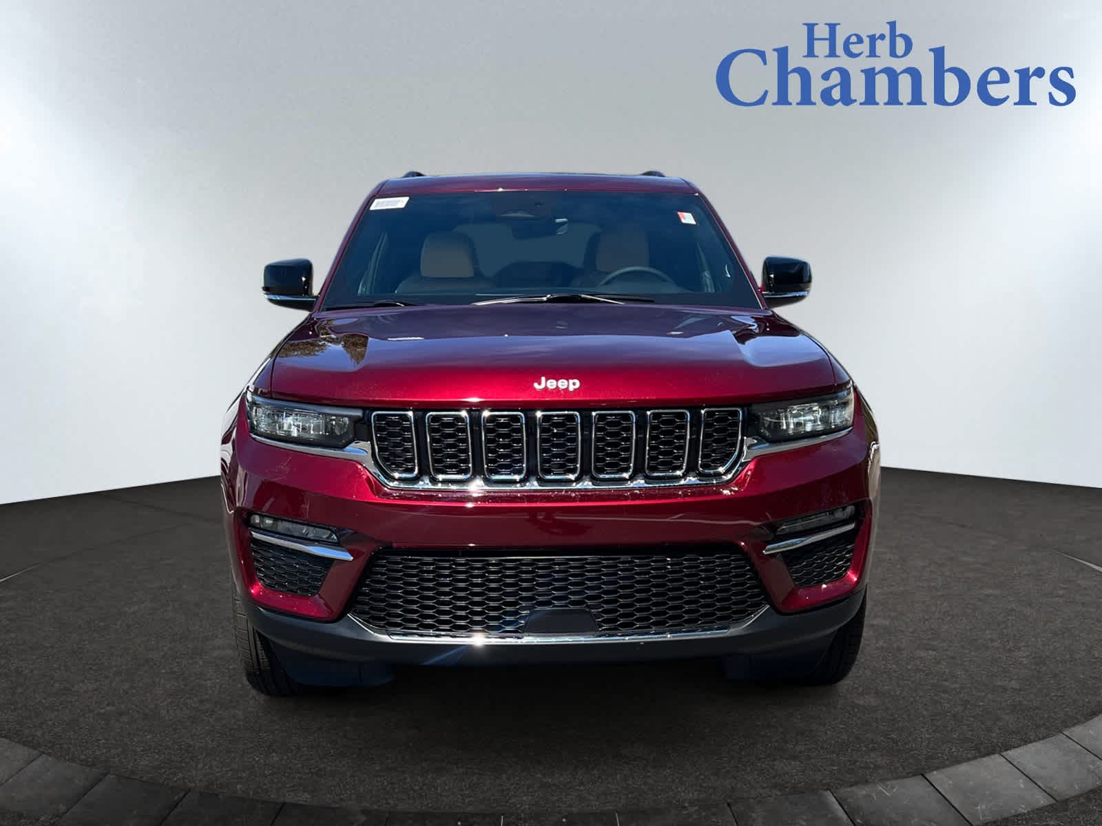 new 2025 Jeep Grand Cherokee car, priced at $48,010