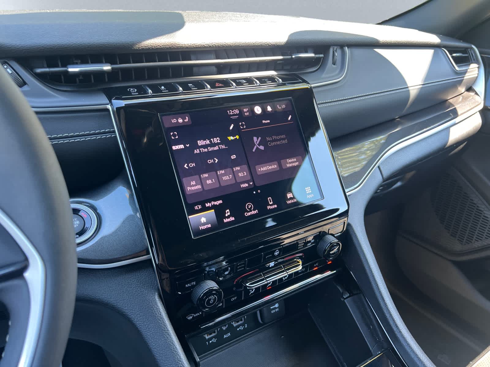 used 2023 Jeep Grand Cherokee car, priced at $33,797