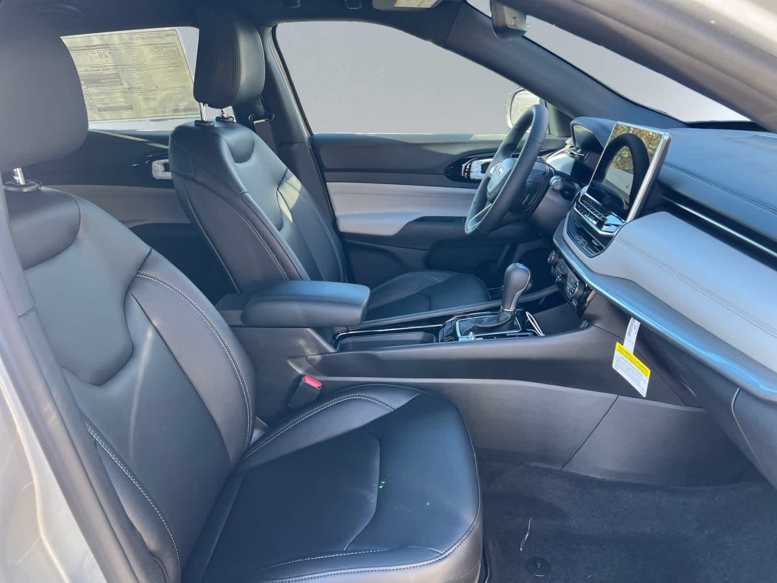 new 2026 Jeep Compass car, priced at $38,625