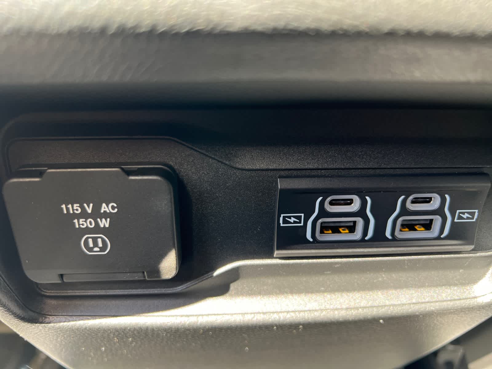 new 2025 Jeep Grand Cherokee car, priced at $45,270