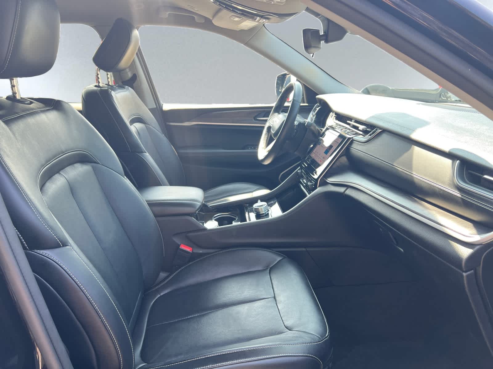 used 2021 Jeep Grand Cherokee L car, priced at $28,998